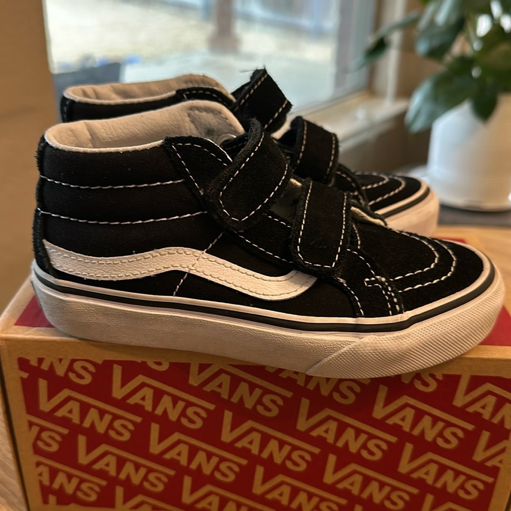 Vans kids 12